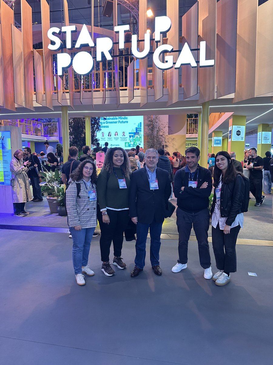 lispolis_'s tweet image. 🌍 4 dias intensos na Web Summit! 
A equipa Lispolis voltou com novas ideias e a certeza de que o futuro se constrói com colaboração. Foi inspirador reencontrar tantas startups da nossa comunidade e ver Lisboa afirmar-se, mais uma vez, como um verdadeiro hub global de inovação.