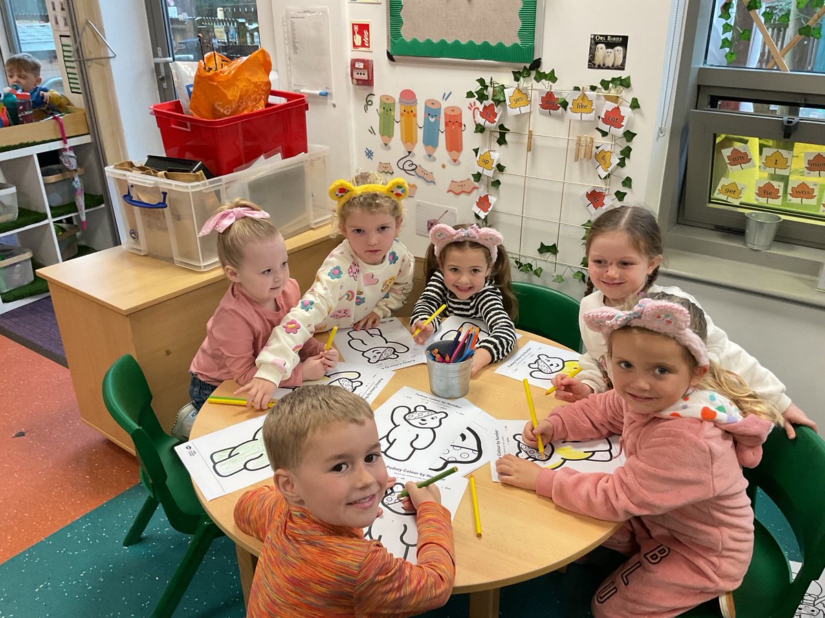 Cherrytreeclass's tweet image. Lots of fun in the Cherry Tree class for Children in Need.