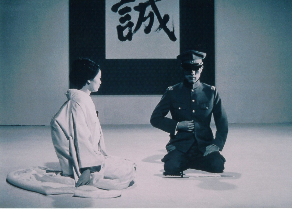 cinemavera's tweet image. 今年は映画を愛しコミットした作家・三島由紀夫生誕百年。原作、脚本、出演、監督作まで揃えた特集は明日から。『憂国』を筆頭に、「近代能楽集」から『葵上』と『卒塔婆小町』、『純白の夜』。いずれもスクリーンで観る機会はまずありません。文学だけでなく映像で三島を楽しむ１週間です！