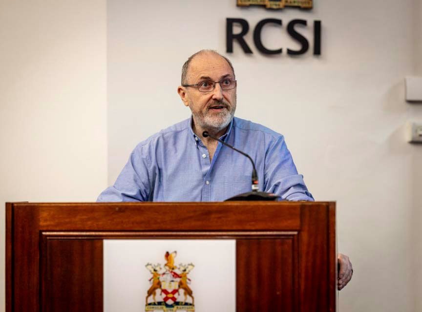RCSI_Irl's tweet image. Professor @DecDevane, Professor of Health Research Methodology @uniofgalway, delivered the opening keynote at the 2025 Millin Meeting today. 

His lecture emphasised the role of methodological innovation in strengthening clinical trials and enhancing patient outcomes.