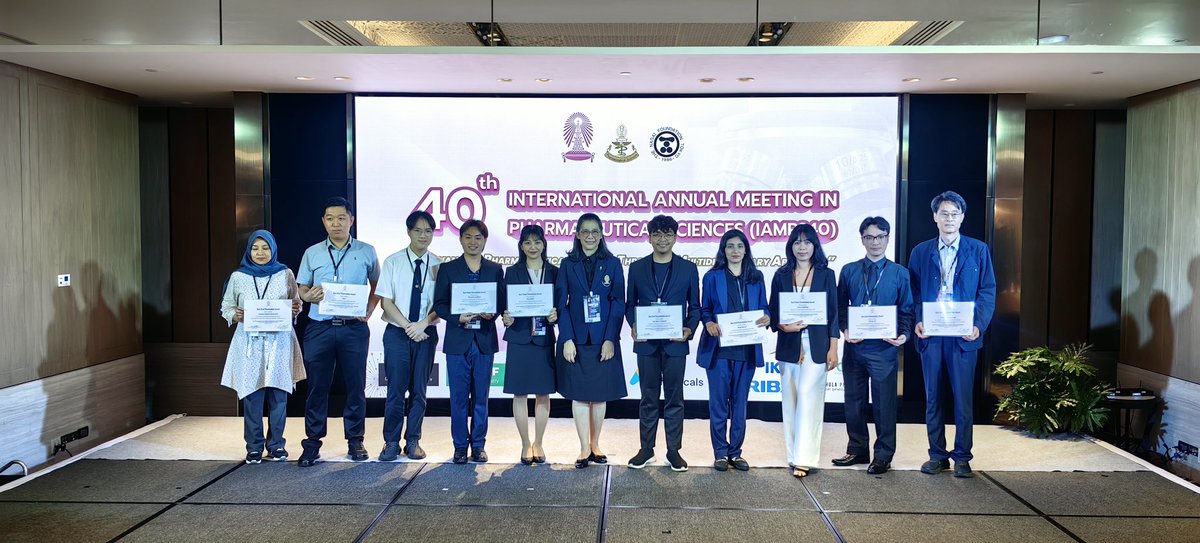 gohchoonfu's tweet photo. Bravo Saik Hou for bagging the best #oralpresentation award for our #3DP #hydrogel work with @Khoonono in #IAMPS40 #Bangkok by @ChulalongkornU! #pharmaceutics #drugdelivery #proudsupervisor #biomaterial https://t.co/sj7dhB60wf