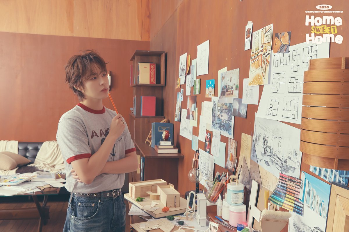 BPM_HSW's tweet image. 하성운 (HA SUNG WOON)
2026 SEASON&apos;S GREETINGS
[HOME SWEET HOME]

Concept Photo

Pre-Order
2025. 11. 11. (TUE) 14:00 -
2025. 11. 26. (WED) 23:59 (KST)

#하성운 #HASUNGWOON 
#HOME_SWEET_HOME