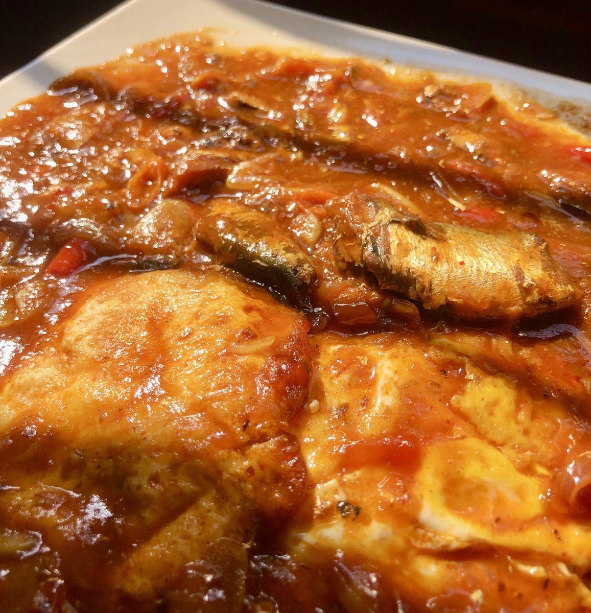 Bumbu merah emg sadis tp selalu menggoda peyutt 😋🙏🏻