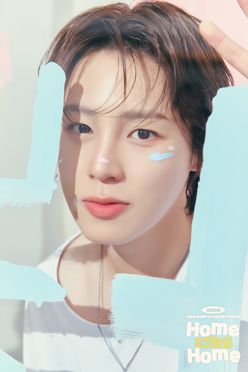 BPM_HSW's tweet image. 하성운 (HA SUNG WOON)
2026 SEASON&apos;S GREETINGS
[HOME SWEET HOME]

Concept Photo

Pre-Order
2025. 11. 11. (TUE) 14:00 -
2025. 11. 26. (WED) 23:59 (KST)

#하성운 #HASUNGWOON 
#HOME_SWEET_HOME