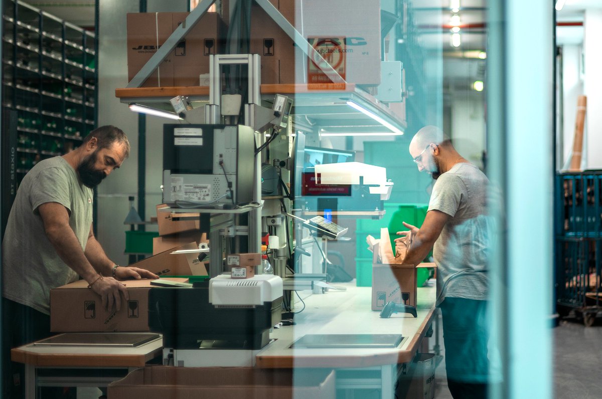 JBC Soldering Tools tweet media