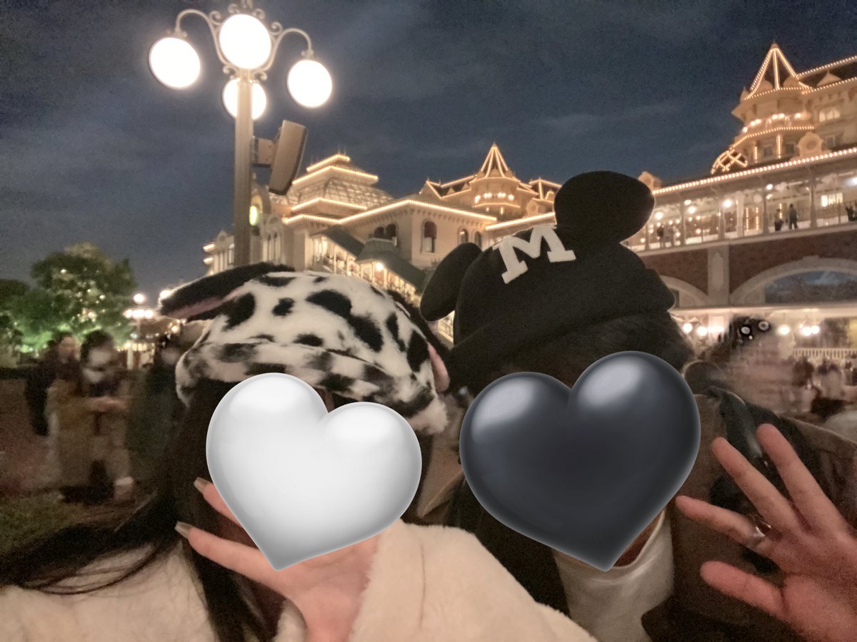 ynzzw's tweet photo. 🤍🏰🖤 https://t.co/3fZC7LuQaw