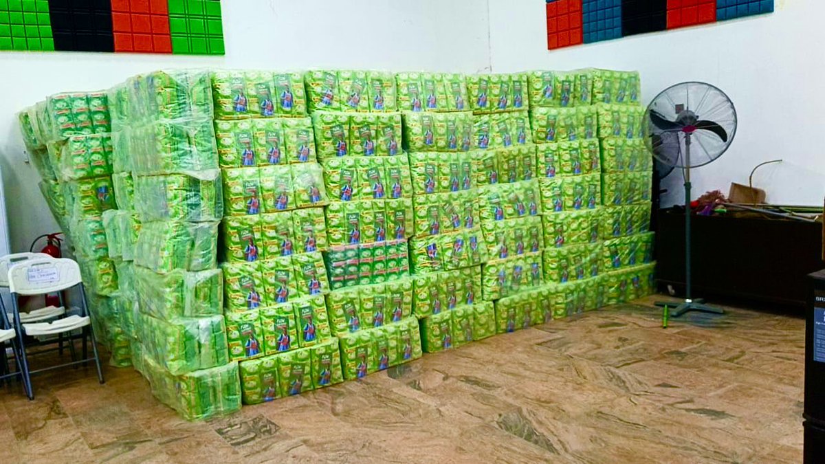 FirstLadyJigawa's tweet photo. Yesterday, we took a bold and impactful step as we distributed over 10,000 sanitary pads to female secondary school students in our state.

Girls’ education remains one of the most crucial pillars for the development of any community. When our girls are educated, empowered, and healthy, the future of our state becomes brighter, stronger, and more prosperous. This is why we continue to place young girls at the heart of our initiatives—ensuring they have the support, dignity, and resources they need to pursue their dreams confidently.

During the program, I encouraged all the students to stay focused, work hard, and remain committed to their studies. The Jigawa State Government is doing everything necessary to improve the quality of education, and we will continue to invest in their growth, wellbeing, and success.

We were honored by the presence of the Honorable Commissioner of Education and his team, the wife of the Secretary to the State Government, wives of members of the State House of Assembly, wives of Local Government Chairmen, the Governor’s aides, and many other government officials who joined us to show their support and solidarity.

Finally, we express our heartfelt appreciation to His Excellency, Malam Umar A. Namadi, FCA, the Executive Governor of Jigawa State—my beloved husband—for his unwavering support and encouragement throughout this milestone. His commitment to uplifting education and improving the welfare of our youth remains a source of inspiration for all of us.

May Almighty Allah continue to bless our dear state and Nigeria as a whole.

Hajiya Hadiza Umar A. Namadi
First Lady of Jigawa State.
