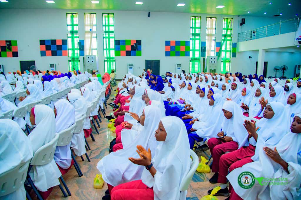 FirstLadyJigawa's tweet photo. Yesterday, we took a bold and impactful step as we distributed over 10,000 sanitary pads to female secondary school students in our state.

Girls’ education remains one of the most crucial pillars for the development of any community. When our girls are educated, empowered, and healthy, the future of our state becomes brighter, stronger, and more prosperous. This is why we continue to place young girls at the heart of our initiatives—ensuring they have the support, dignity, and resources they need to pursue their dreams confidently.

During the program, I encouraged all the students to stay focused, work hard, and remain committed to their studies. The Jigawa State Government is doing everything necessary to improve the quality of education, and we will continue to invest in their growth, wellbeing, and success.

We were honored by the presence of the Honorable Commissioner of Education and his team, the wife of the Secretary to the State Government, wives of members of the State House of Assembly, wives of Local Government Chairmen, the Governor’s aides, and many other government officials who joined us to show their support and solidarity.

Finally, we express our heartfelt appreciation to His Excellency, Malam Umar A. Namadi, FCA, the Executive Governor of Jigawa State—my beloved husband—for his unwavering support and encouragement throughout this milestone. His commitment to uplifting education and improving the welfare of our youth remains a source of inspiration for all of us.

May Almighty Allah continue to bless our dear state and Nigeria as a whole.

Hajiya Hadiza Umar A. Namadi
First Lady of Jigawa State.