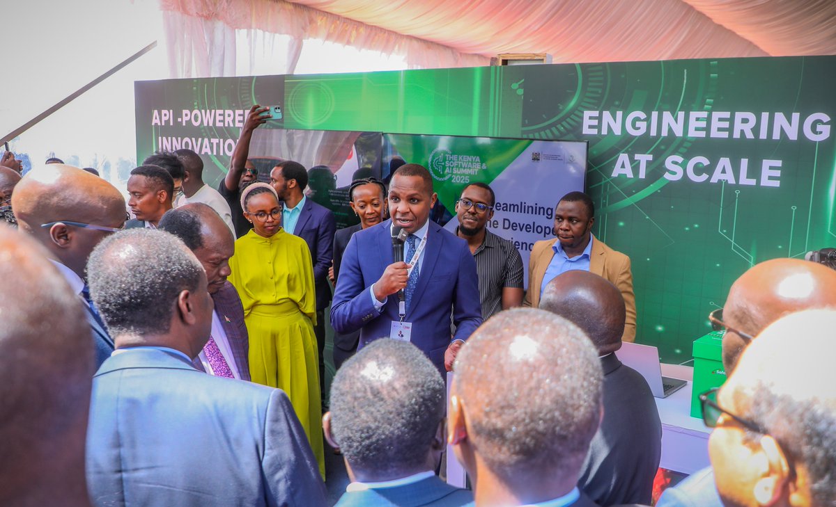SafaricomPLC's tweet image. A glimpse into the future of tech !

At the Kenya Software &amp;amp; AI Summit in Eldoret, we joined innovators, developers, and policy leaders to shape conversations around AI governance, digital policy, and software engineering.

#PoweringProgress #AISummitKenya