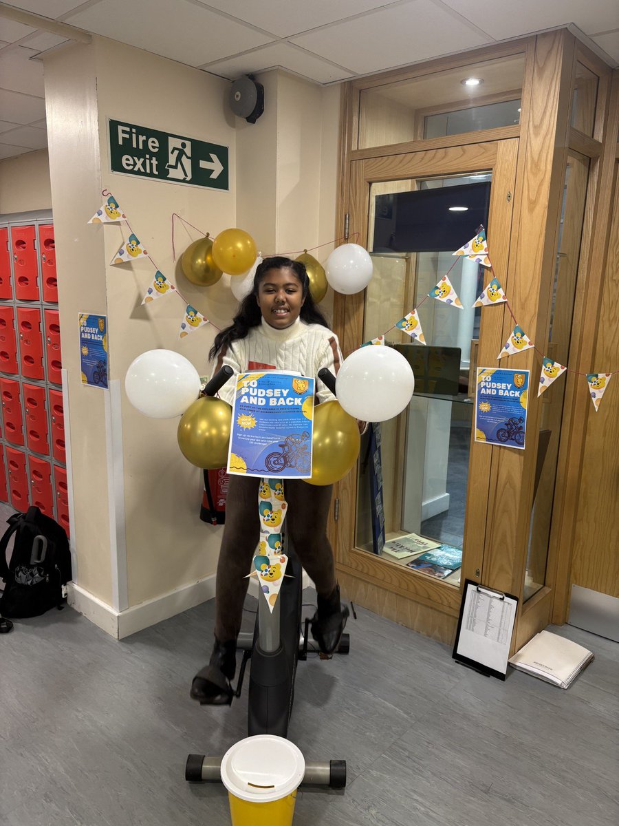 HeckGrammar's tweet image. Our Cycle to Pudsey and Back challenge for Children in Need is officially underway! 🎉🚴
Students are pedalling hard to raise funds for this amazing cause. Every mile counts, and every donation makes a difference @BBCCiN 
#ChildrenInNeed #CycleChallenge