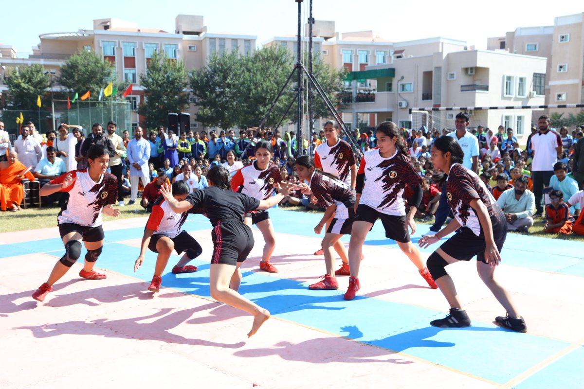 भारतीय शिक्षा बोर्ड से एफिलिएटेड विद्यालयों के विद्यार्थियों के लिए बोर्ड द्वारा देश के विभिन्न शहरों में प्रथम राष्ट्रीय खेल प्रतियोगिता 2025 का सफल आयोजन किया जा रहा है।

इस श्रृंखला के अंतर्गत प्रतियोगिताएँ पतंजलि गुरुकुलम, हरिद्वार में और आचार्यकुलम, हरिद्वार में संपन्न हुईं।