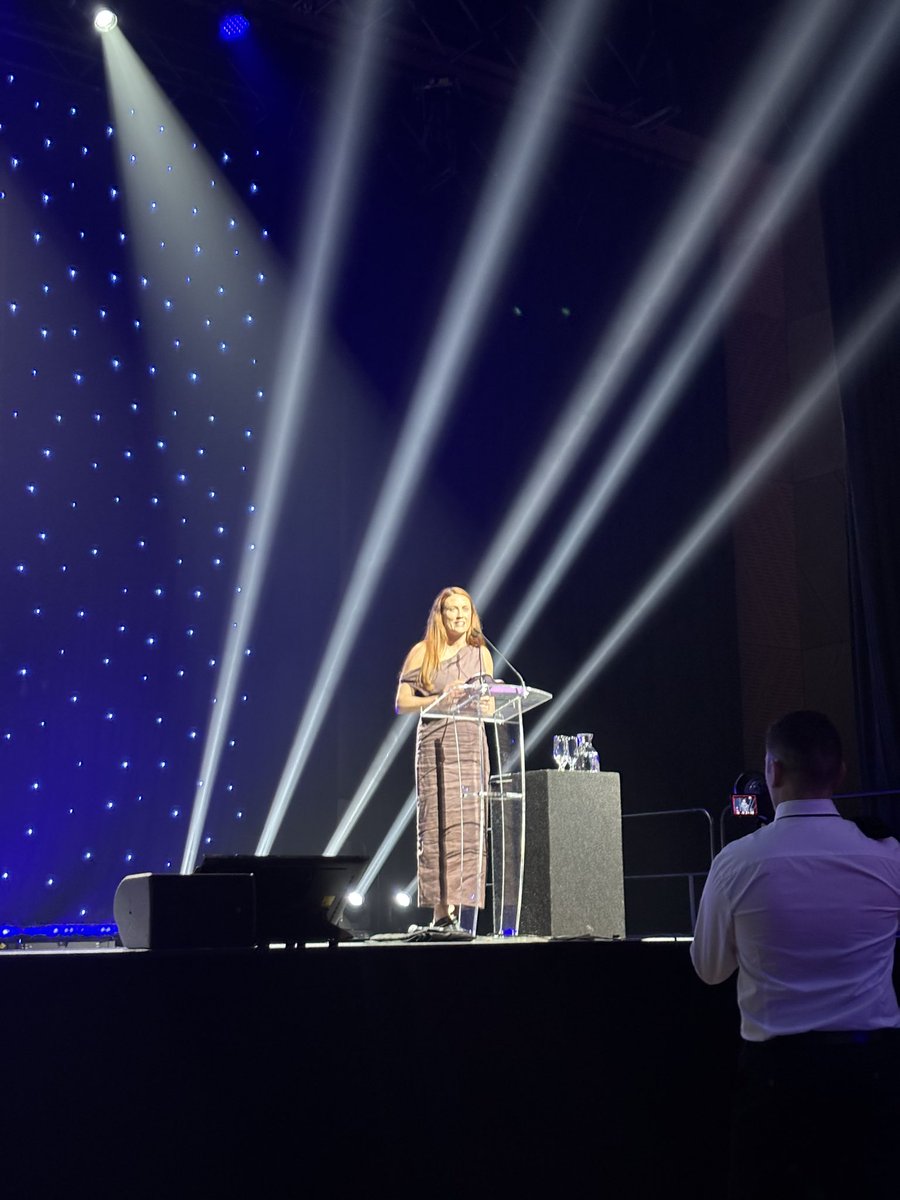 AusSMC's tweet image. Congrats @hannahrwardill on being the SA mid-career STEMM professional of the year! Hannah is a great communicator and was part of our  #superstarsofstem training #sascienceawards