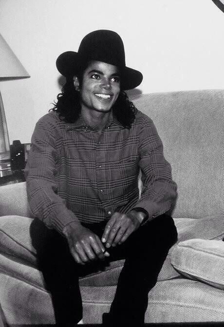 anniinareunanen's tweet image. 💖✨
#MichaelJackson