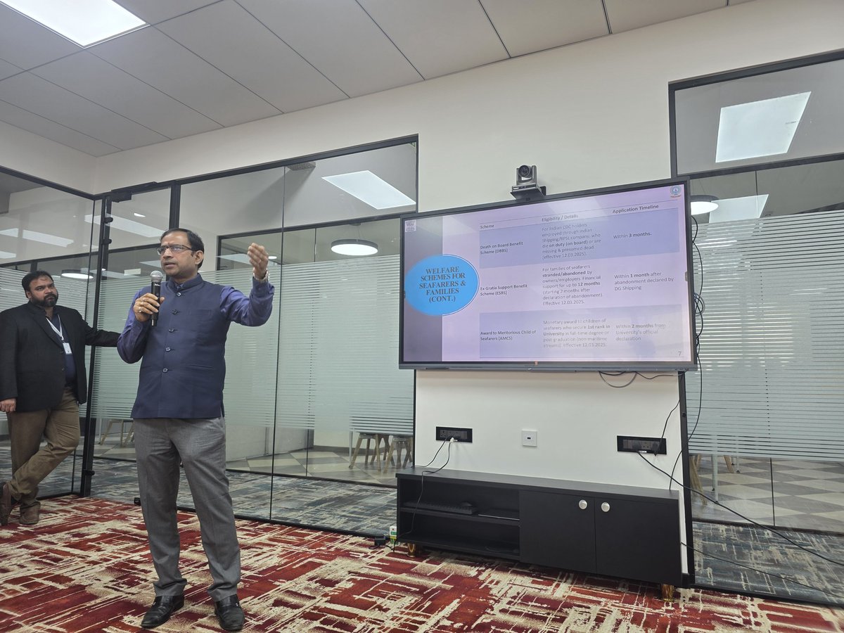 PrasharSdp's tweet photo. Capt Nitin Mukesh @dgshipping_IN said Seafarers Welfare Fund Society has ₹1500 Cr. Recently lot of Seafarers have been given direct benefits from this fund. Pls pass to all Seafarers. Any doubt , WhatsApp +91-99304 67030.
Owners pay ₹500 per Seafarer per month for onboard time. https://t.co/iKymPhcpBG
