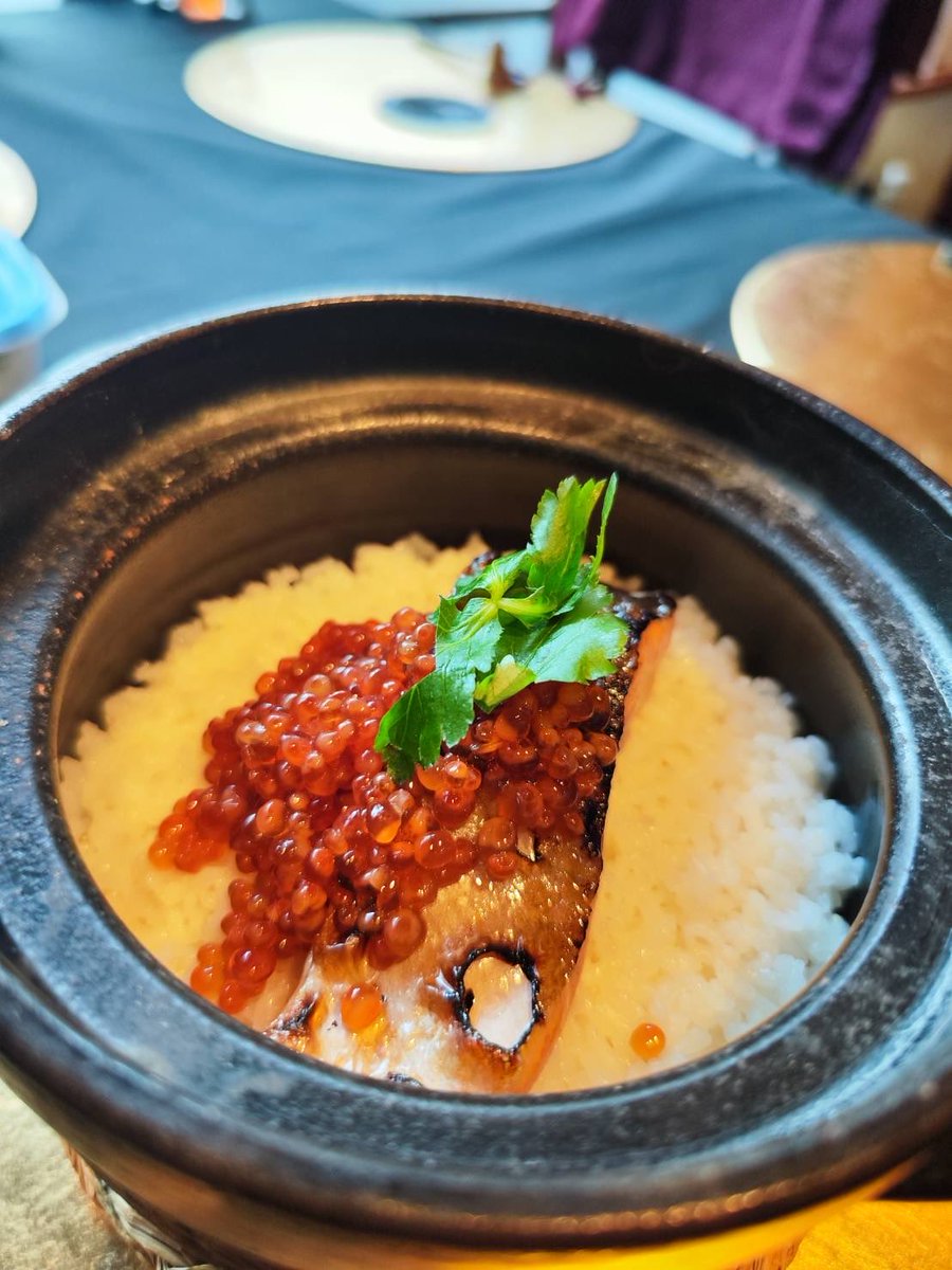 ROKIT_IT's tweet photo. その他にもたくさんの特典があります❗️

●お食事券3,000円付き❗️
北千住の名店「銀鮭専門店ウチワラベ」「とろろ専門店ウチスルベ」で使えるお食事券です。
チケット代が実質無料になる超お得な特典！

●500円クーポン付き
次回の『競怖の美術展』で使える500円クーポンです！ https://t.co/SgSQA4kz5g