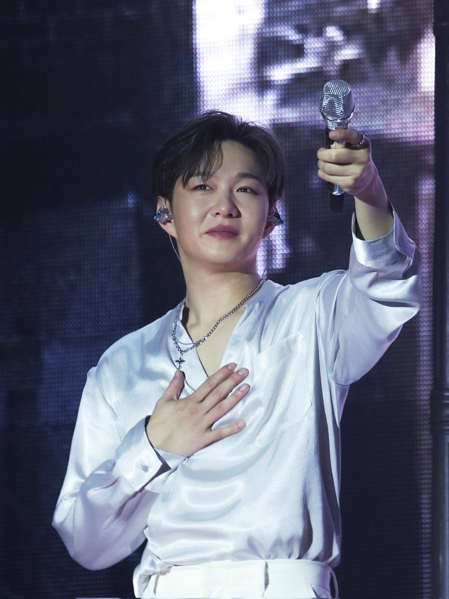 ddomel95's tweet photo. 251109 이창섭 단독콘서트 ENDAND 
서울 Day3
@LeeCS_BTOB
 
💙

#leechangsub​​ #비투비​​ #BTOB #이창섭콘서트 #이창섭솔로콘서트 https://t.co/oEDf2XmNfb