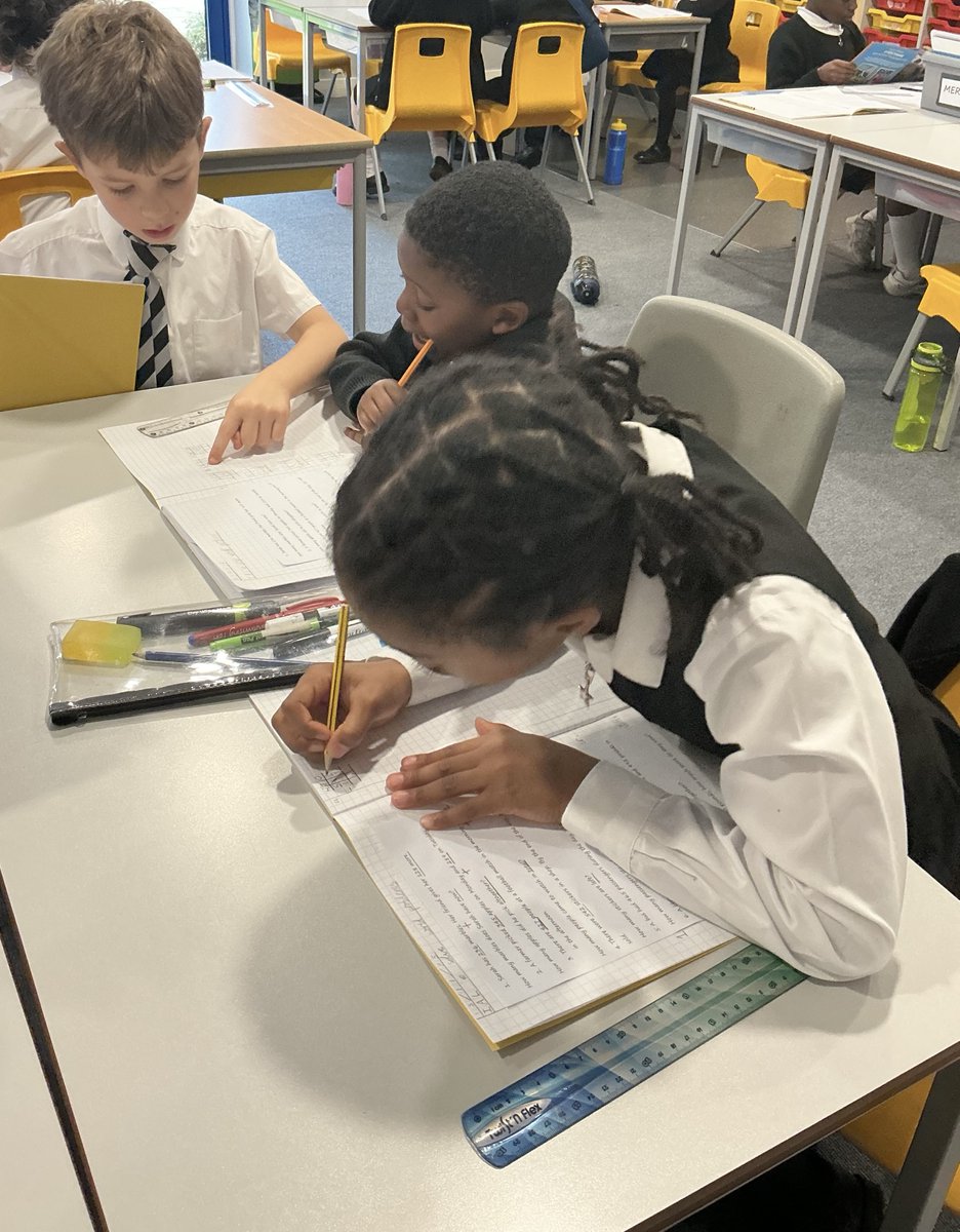 St Romero tweet media