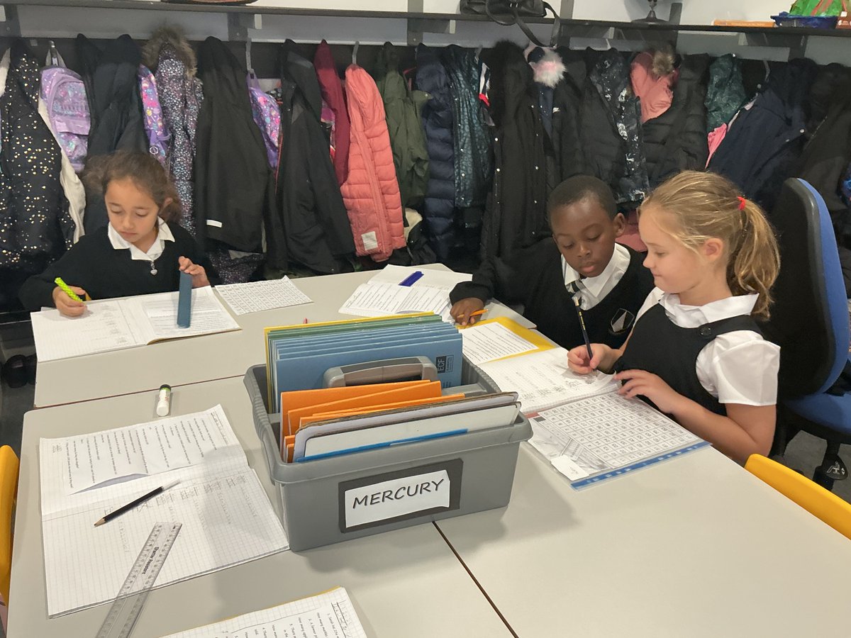 St Romero tweet media