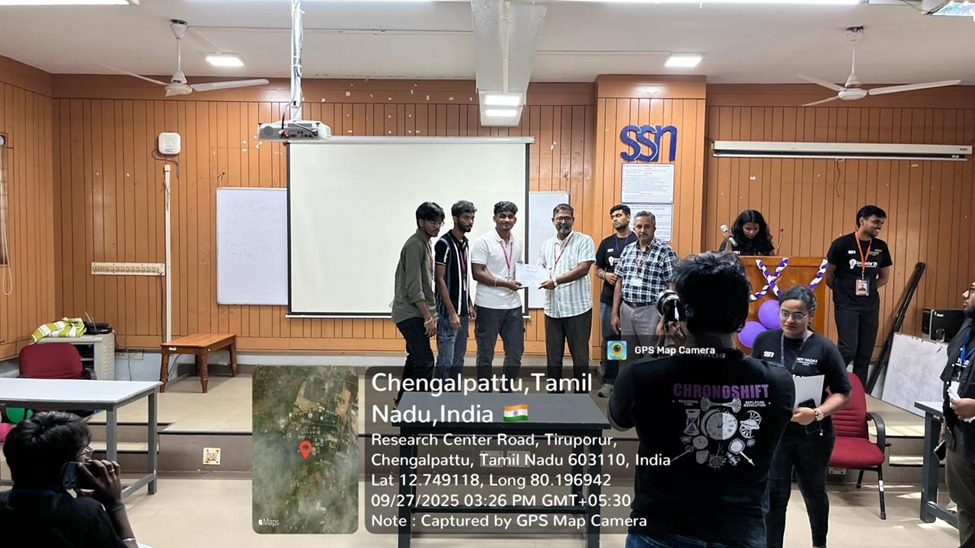 VelMultitech99's tweet image. Proud moment for EEE Department!
Students Afrudhin J, Jayanthan S &amp;amp; Dhilip R (Batch 2023–2027) secured 3rd Place in the Technical Quiz at Invente’25 organized by SSN College of Engineering on 27.09.2025.
Congratulations to the team for their excellent performance! 🎉👏