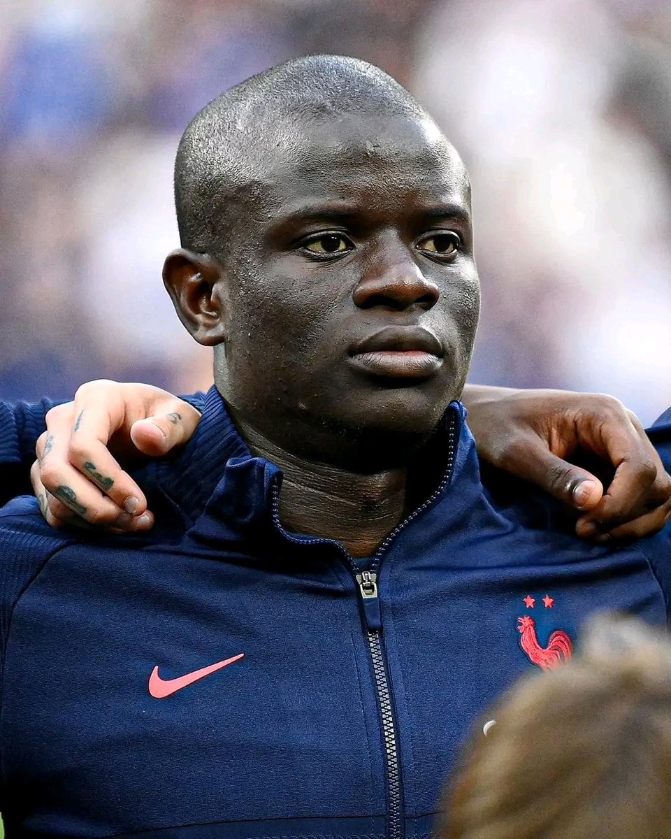 Hivi kuna wenye zero haters kama hawa hapa,
1.kante
2.Son
3.Rodri
4.Lewandoski
5.Wan bisaka 
6.Mac Benarl
7. Juan mata 👇👇👇👇👇👇👇👇