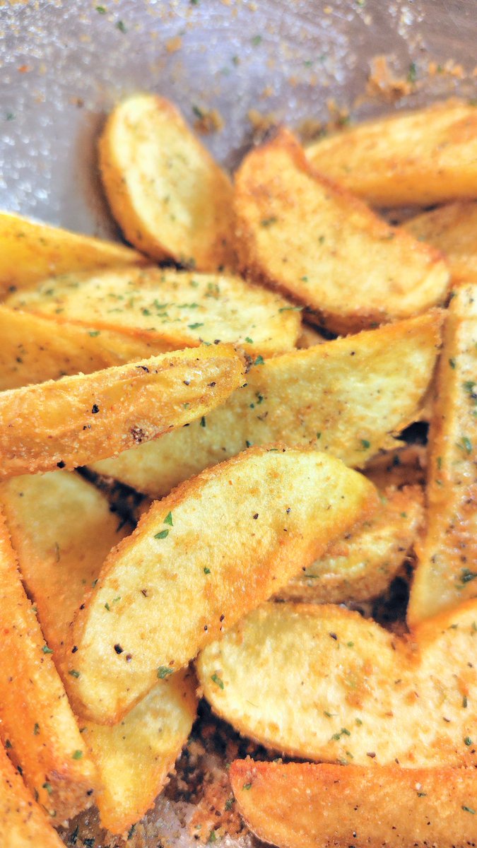 晩酌！ 月曜日ぶり！！！ フライドポテト ミニゴールドキウイと皮付き