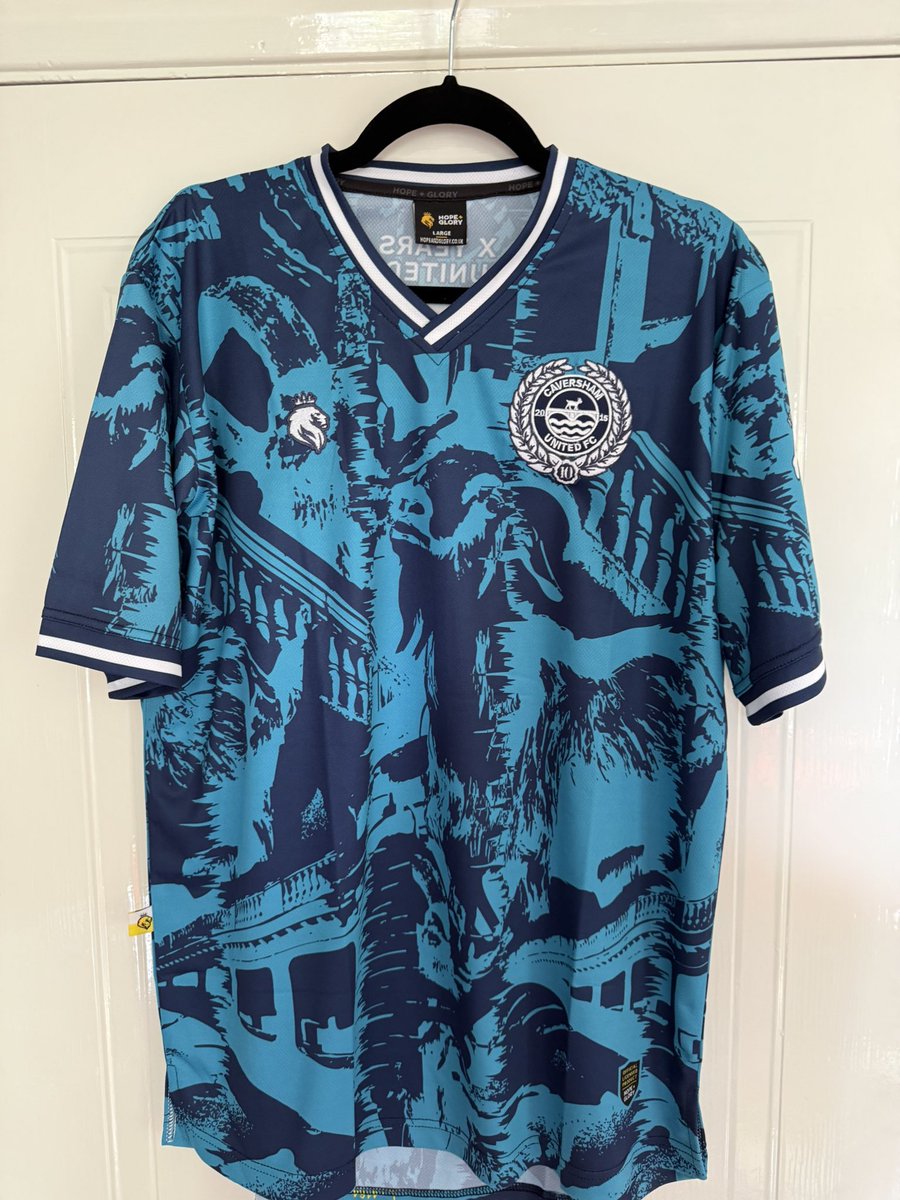 🤩 GOATS GIVEAWAY 🤩

The Sunday boys got the job done last week. If the Saturdays &amp; Women also both progress in the County Cups, we’ll give away one of our 10 year anniversary shirts!

To enter:

1️⃣ Follow us &amp; <a href="/CavershamUtdWFC/">Caversham United Women</a> 
2️⃣ RT this post 

Winner Monday (if we get there)!