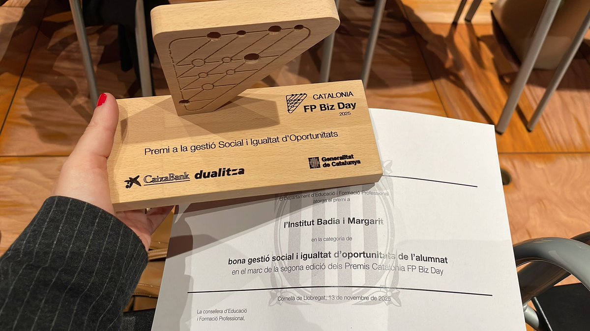 🤝 Aquests guardons destaquen bones pràctiques en la formació professional dual i són un reconeixement a empreses, institucions públiques, entitats i instituts que promouen projectes transformadors i de gran impacte social.