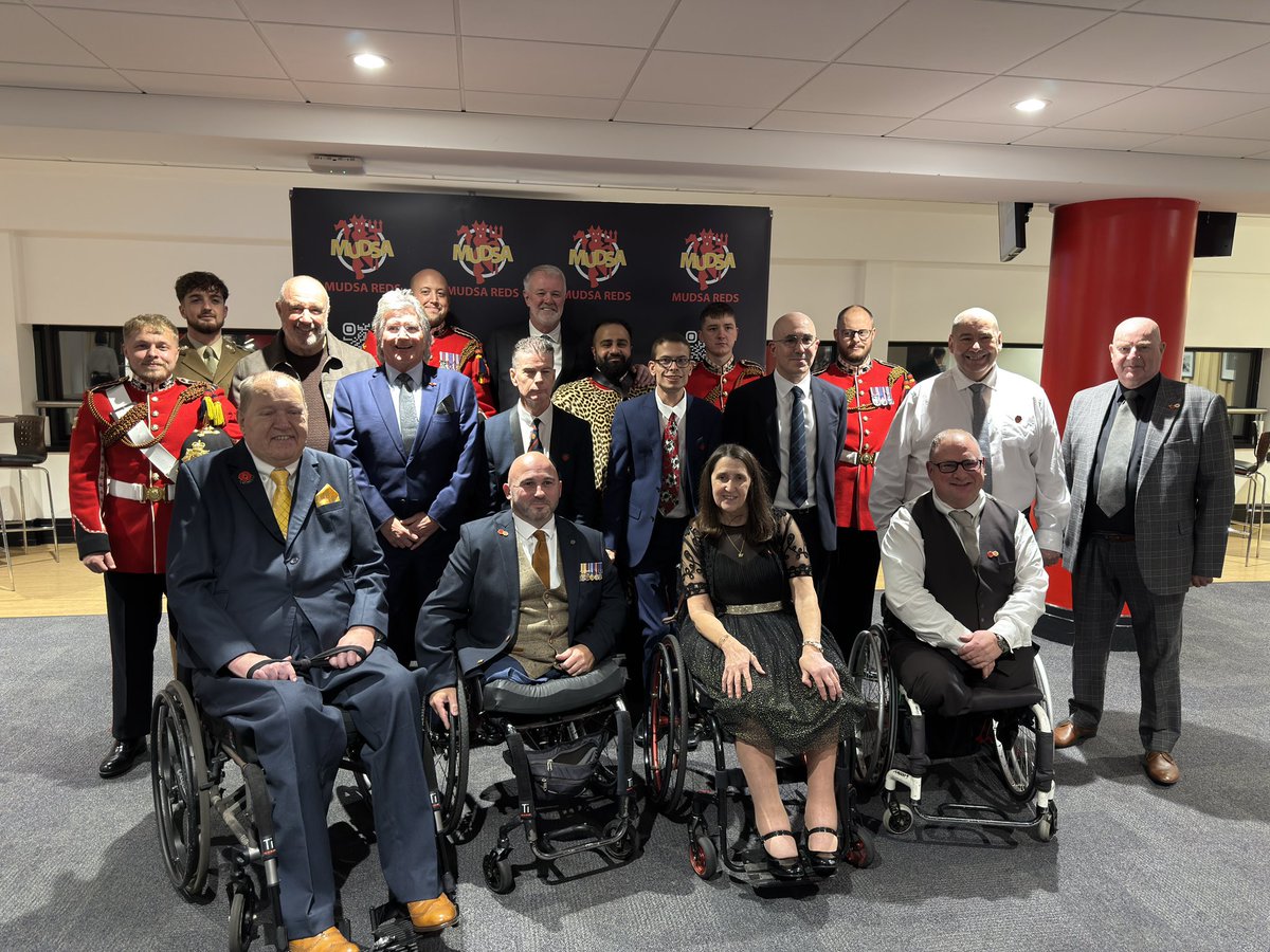 Thanks to all who attended the MUDSA Dinner last week. It was a fantastic event with <a href="/GaryPallister/">Gary Pallister</a> as guest speaker. <a href="/MCmarkjones/">Mark Jones: MC & Awards Host</a> as our host and comedian Bobb Webb. 

Great to see so many members and fellow supporters in attendance. 

<a href="/ManUtd/">Manchester United</a> 
<a href="/MU_Foundation/">Manchester United Foundation</a>