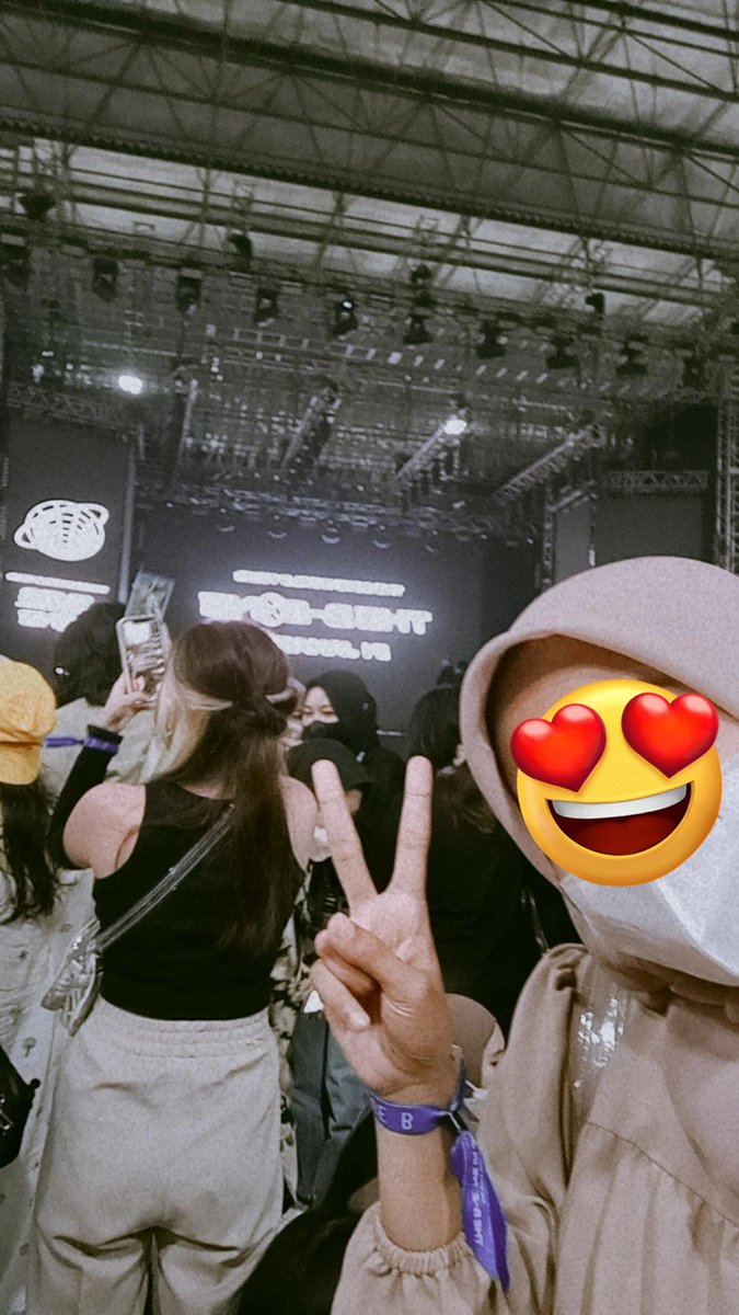 fluffyjuy's tweet image. From 2019 :                 To this 2025 :

THE CASTLE ✅️
THEB ZONE ✅️
ZENERATION I ✅️
ZENERATION II ✅️
THE BLAZE  ✅️