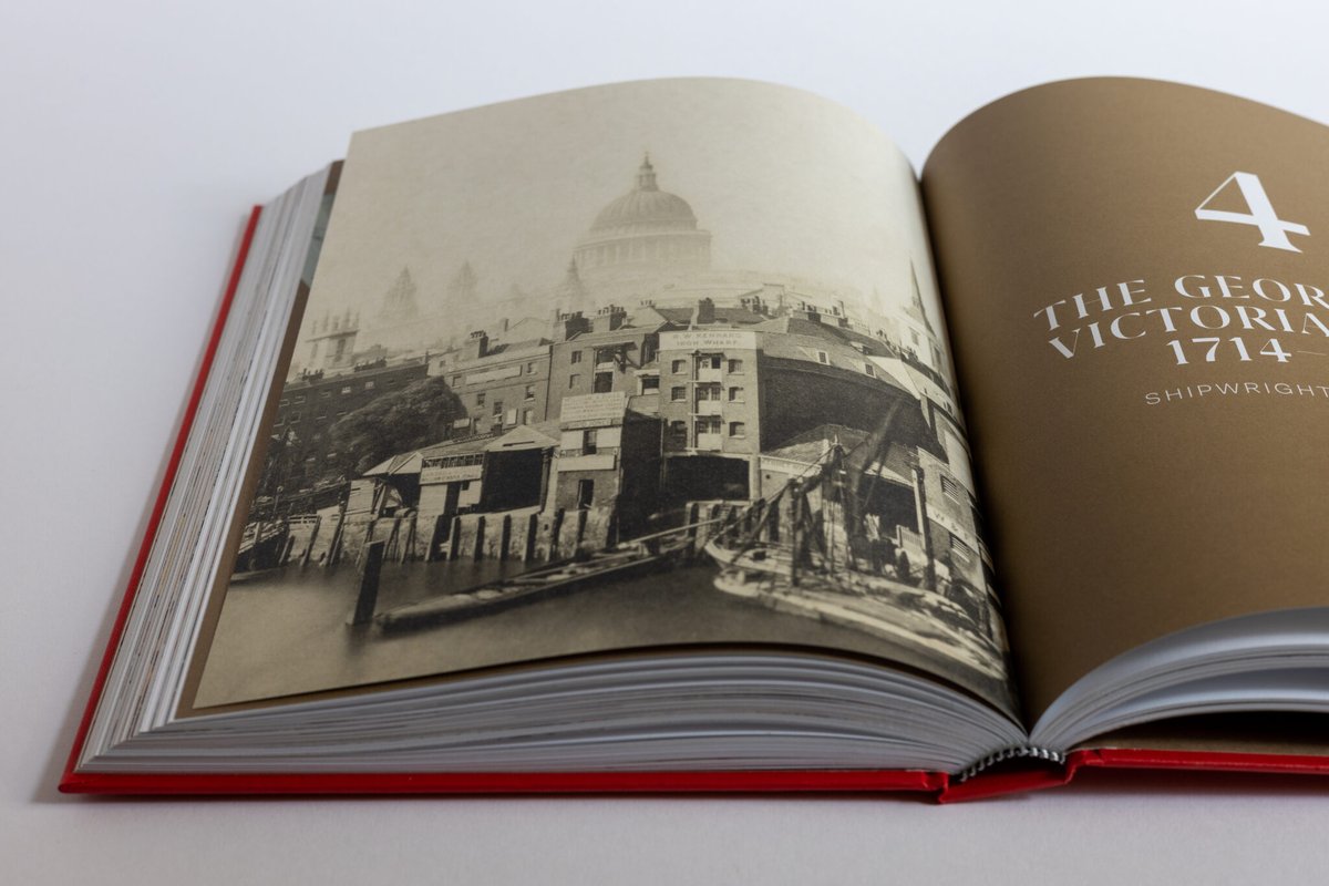 ProfileEditions's tweet image. Today, we're spotlighting #TheCityUnlocked, a beautifully illustrated new history of the City Livery Companies written in collaboration with the Companies themselves.

Find out more about this beautiful book and our custom publishing on our website: tinyurl.com/24p8m93k