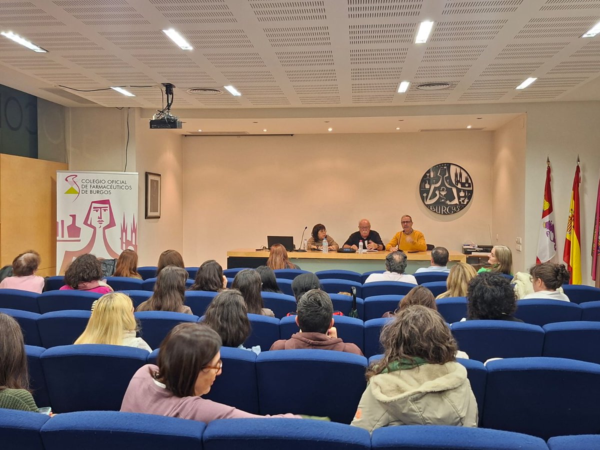 ✨“Prevención del suicidio: el papel de la farmacia comunitaria”

 Ayer tuvimos la gran suerte de contar con María Ángeles Martínez y  Juan Francisco Lorenzo
 del Grupo de Apoyo a la Prevención del Suicidio (APRESUIC) en una conferencia que nos dejó aprendizajes valiosísimos.