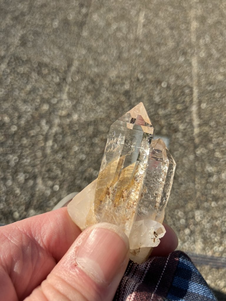 集めている水晶産地✨ 〜ロシア・ウラル山脈水晶〜 なぜか惹かれるのが