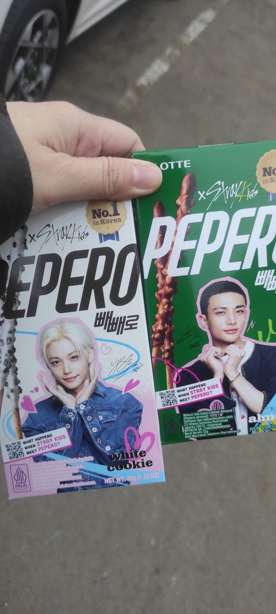 frianmr's tweet image. Okkkss  dapat anak ayam n snak ferret  👏👍💗💗 #pepero