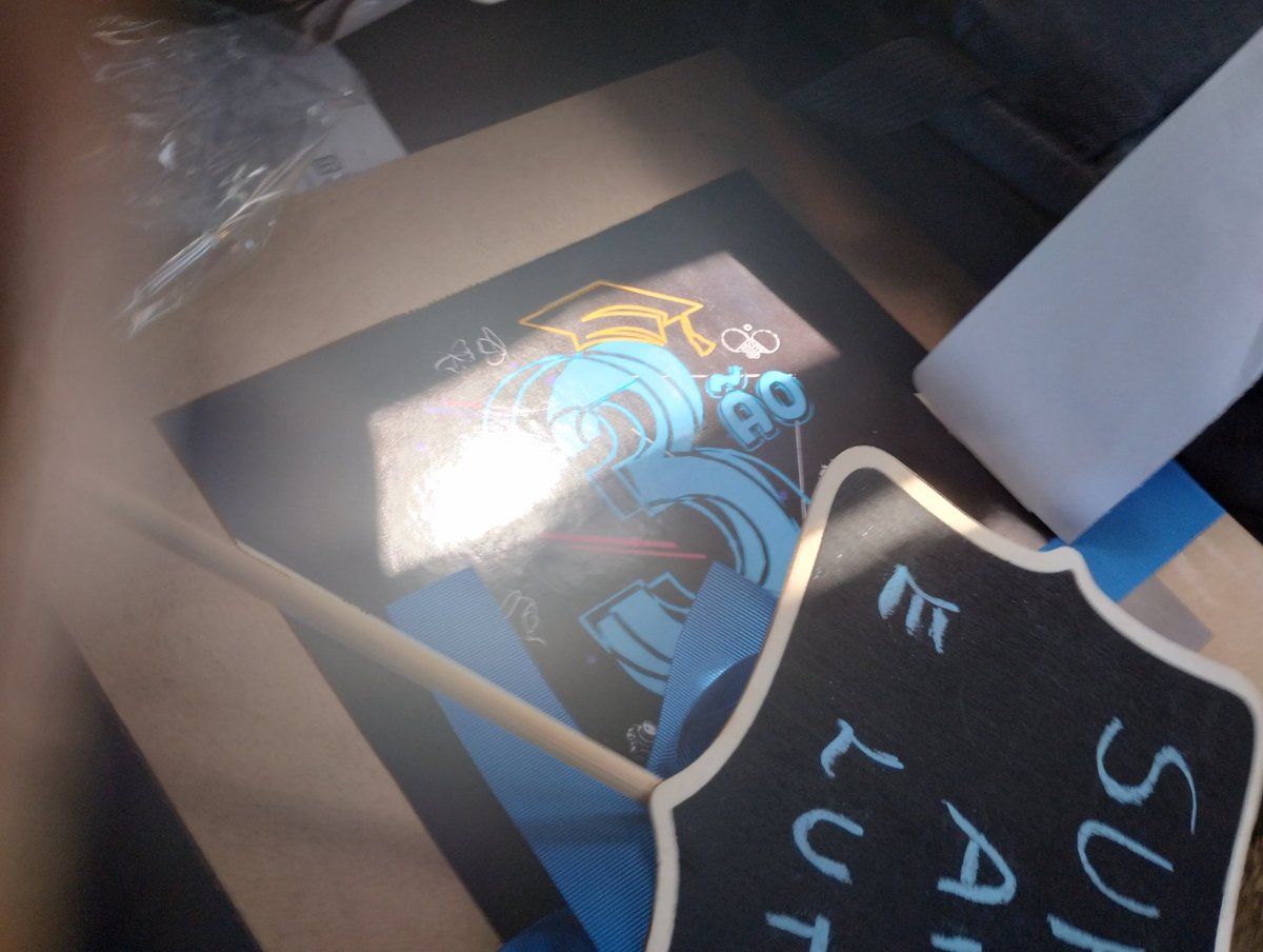 Esqueci de postar no dia, mas... Eh, muitas coisas aconteceram nesse ano e termino com saudade de tudo TwT