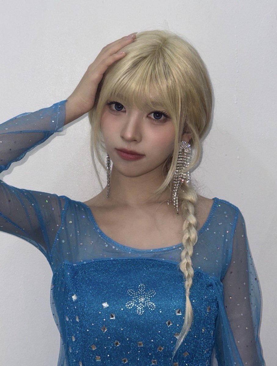 RESCENE_twt's tweet image. 💛메이💛

돌아온 멜사❄️🤭

#MAY #메이 #メイ
#RESCENE #리센느 #リセンヌ