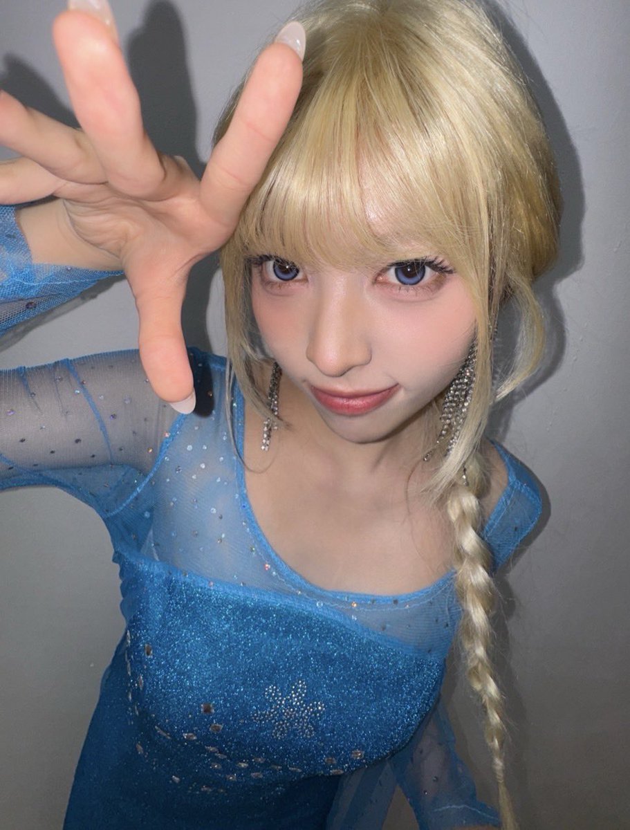 RESCENE_twt's tweet image. 💛메이💛

돌아온 멜사❄️🤭

#MAY #메이 #メイ
#RESCENE #리센느 #リセンヌ