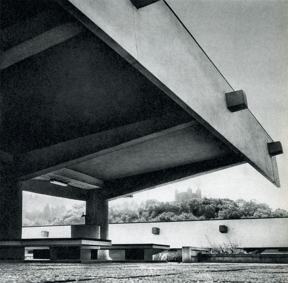 Colección de paisajes | Miguel Ángel Díaz Camacho f. Mercado Municipal Santa Maria da Feira en Aveiro (Portugal) #arquitectura <a href="/MADCARQUITECTOS/">MADC</a> buff.ly/ZjPn99y