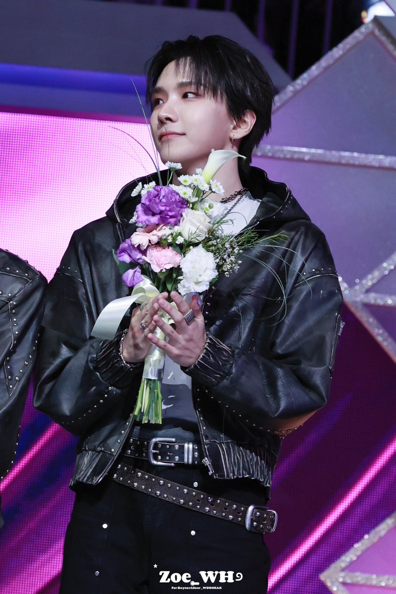 Zoe_W0H's tweet image. 251114
💐
#BOYNEXTDOOR #보이넥스트도어  
#운학 #WOONHAK #ウナク