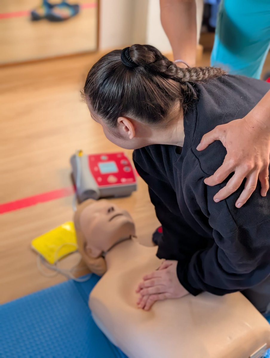 🌟 Col·laboració amb el Centre d’Educació Especial Alba 🌟

Del 3 al 7 de novembre hem col·laborat en la seva formació. Una experiència enriquidora 💛 que reforça el compromís del CFIS amb la formació pràctica.

<a href="/universitatURV/">Universitat Rovira i Virgili</a> <a href="/fundacioURV/">Fundació URV</a> <a href="/Dipta_cat/">Diputació de Tarragona</a> <a href="/URVmedicina/">Facultat de Medicina i Ciències de la Salut</a>