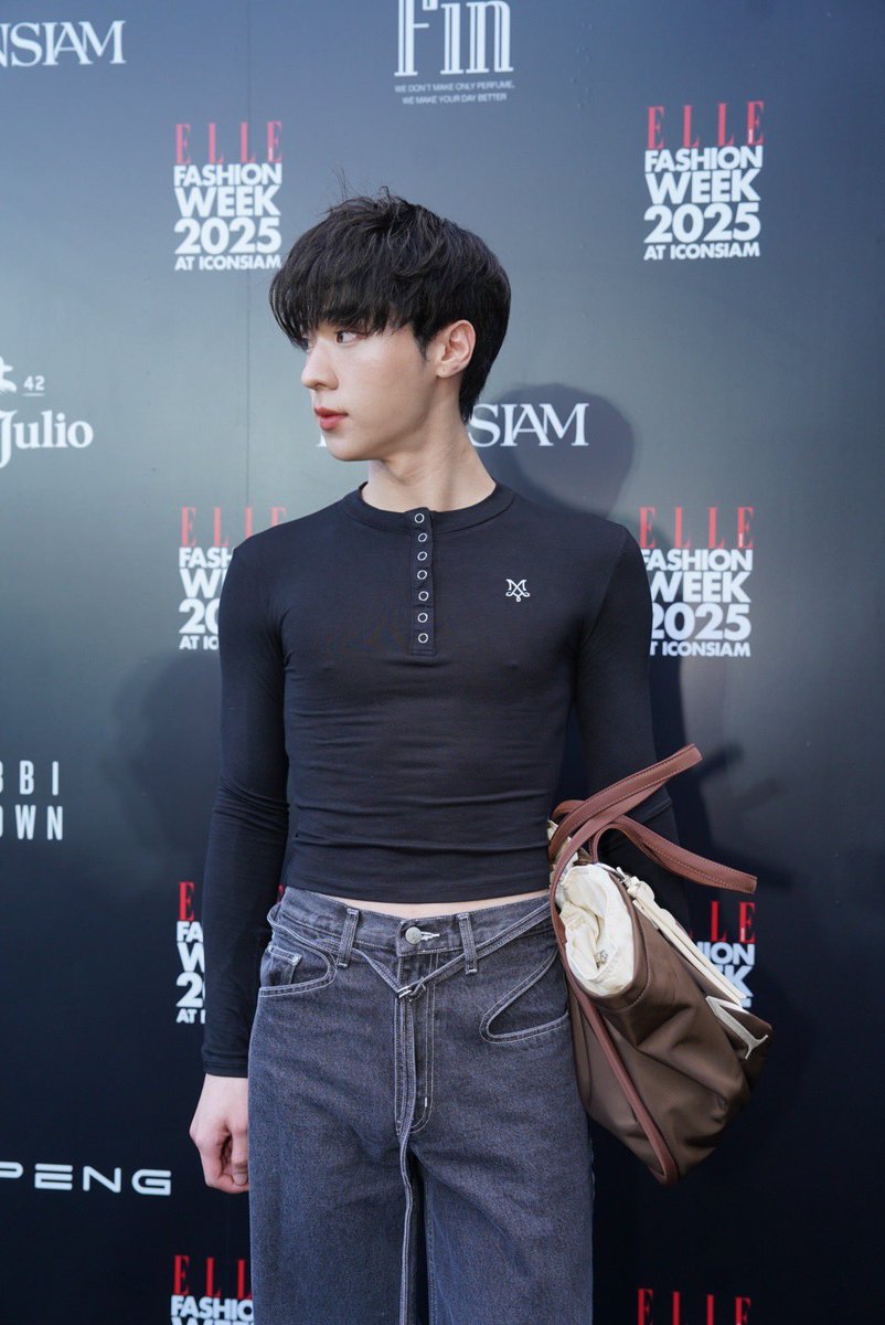 Oat at Ellefashionweek 2025 

#EFW2025