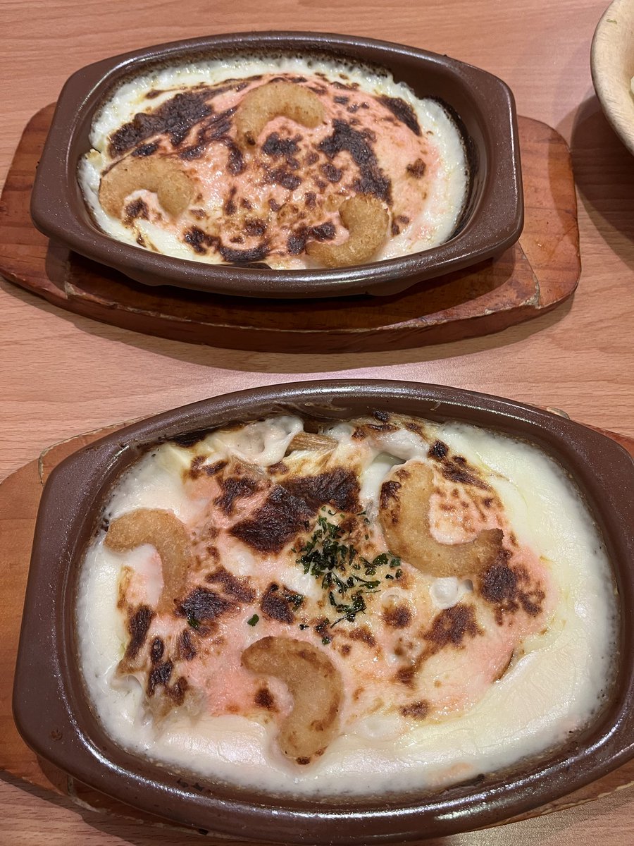 puttonmonyo's tweet photo. サイゼで友達がドリア頼んで私がグラタン頼んだんだけど間違い探しより見分けるのむずかった https://t.co/nDT4JYi8G1