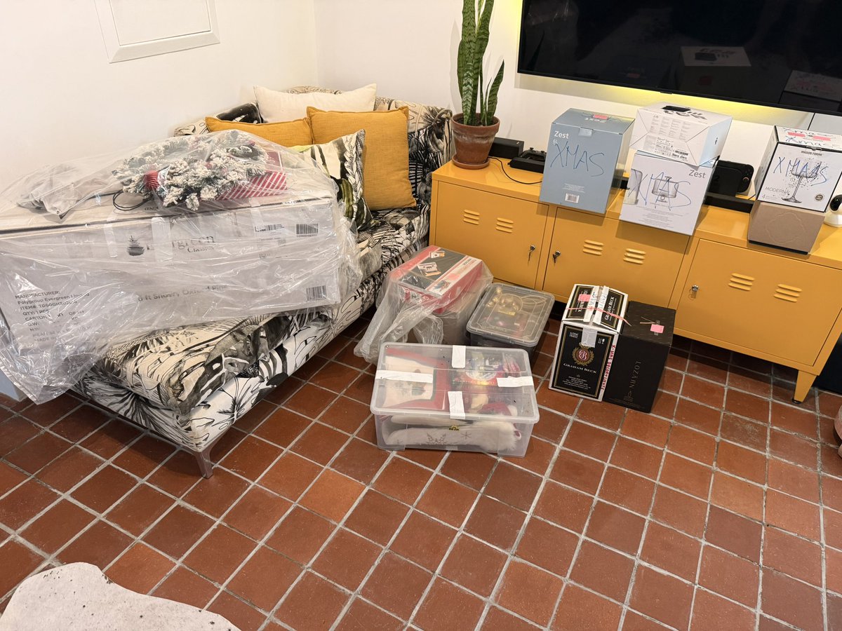 Just got more than a dozen boxes of Xmas decorations out so the wife can nest today.