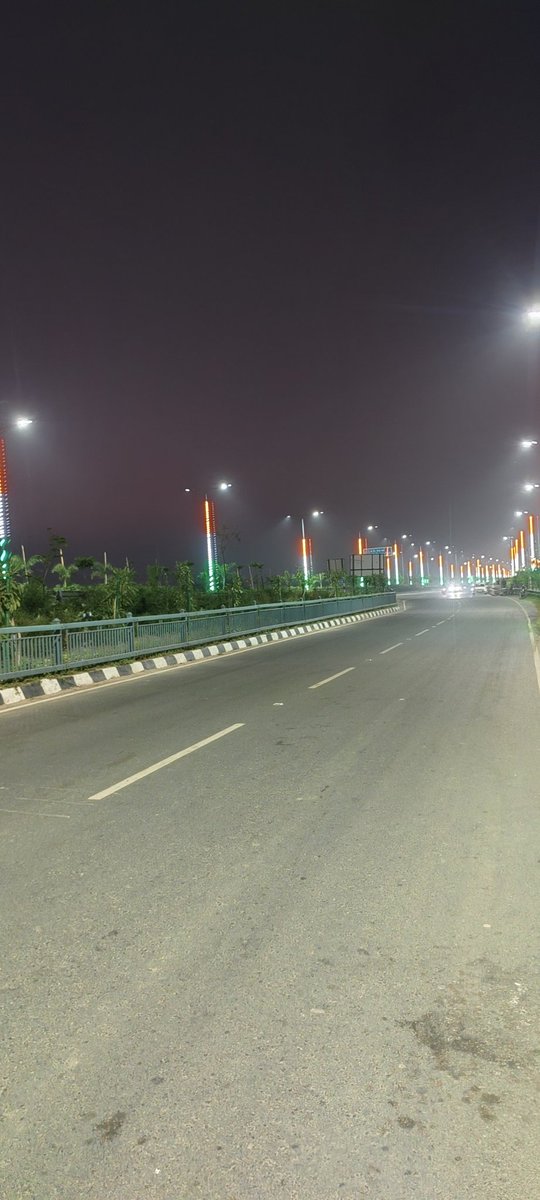 नमस्कार साथियों 
बताइए ये कौन सा रोड है।