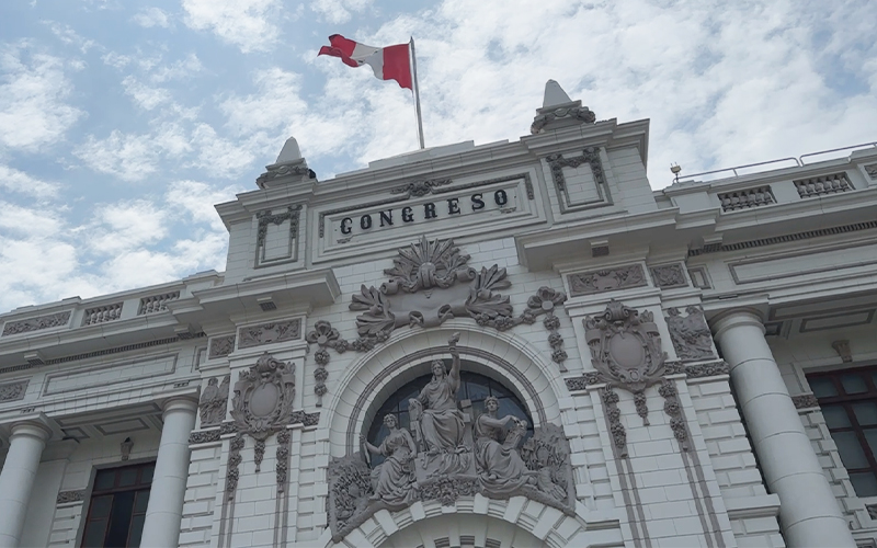 ideeleradio's tweet image. #CecilioSoria: Otros países han pedido perdón [a los #PueblosIndígenas]. En Canadá, en México, en Colombia, y acá nosotros tenemos una amargura total. Y encima [en Perú] quieren que desaparezca [la Comisión de Pueblos Andinos, Amazónicos y Afroperuanos, Ambiente y Ecología]…