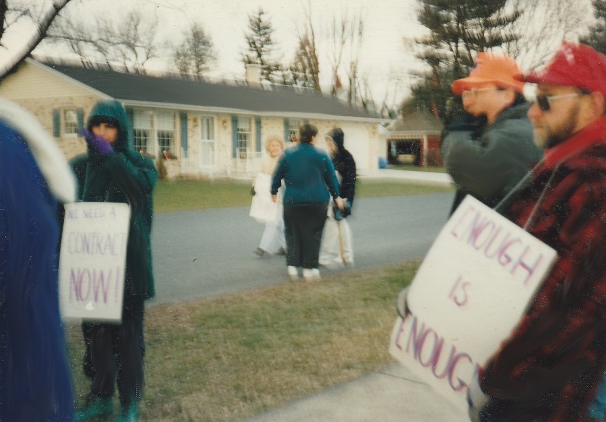 HermitsDaily's tweet image. I&apos;ve  supported the American Labor Movement by walking the Picket Line for  weeks at a time while on strike during two separate years.  Hooray for  the American worker!  #labor #labormovement #americanlabormovement #strike #bargaining #settlement #picketline #walkingthepicketline