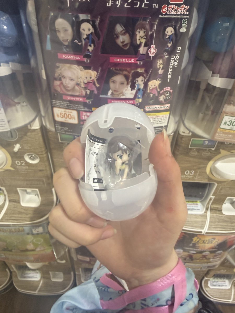 vj0u5's tweet photo. 待ってたら店員さんが今から出しますって教えてくれた✨
2回目で出たよー(߹ㅁ߹)♥︎
待ってて良かった*.+ﾟ https://t.co/uMzUvIFTBU