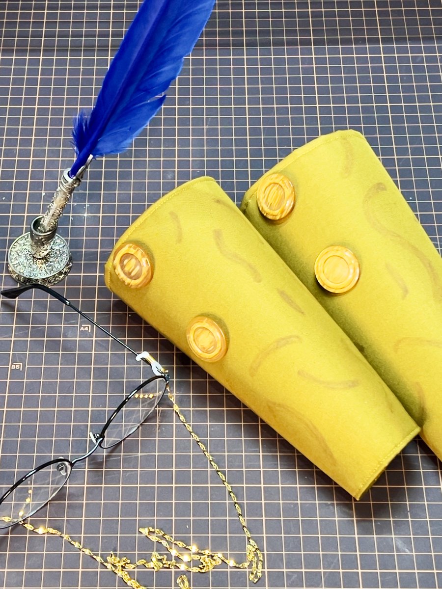 yuzu_357's tweet image. 劇作家 / Arknights

写真に載せきれてないパーツもあるけど、形になった🙌
マントもしっぽもあるから椅子に座れないかも😂
#Yuzu_create #アークナイツ #playwright