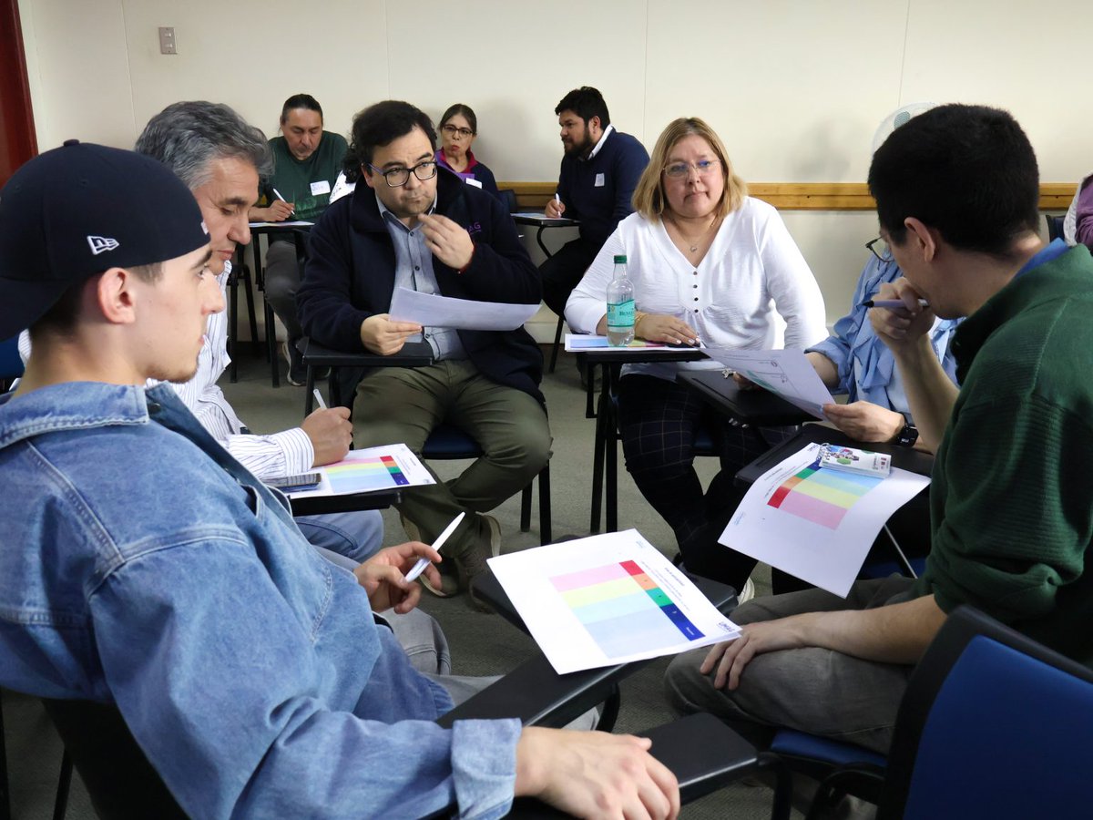Facultad de Ingeniería de la UMAG impulsa taller de reflexión sobre género y equidad en la disciplina tinyurl.com/hyzbfs7w