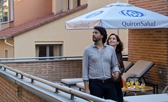 EXCLUSIVA: Vecinos de Ayuso filtran fotografías realizadas al ático que presuntamente se ha pagado con fraude fiscal.