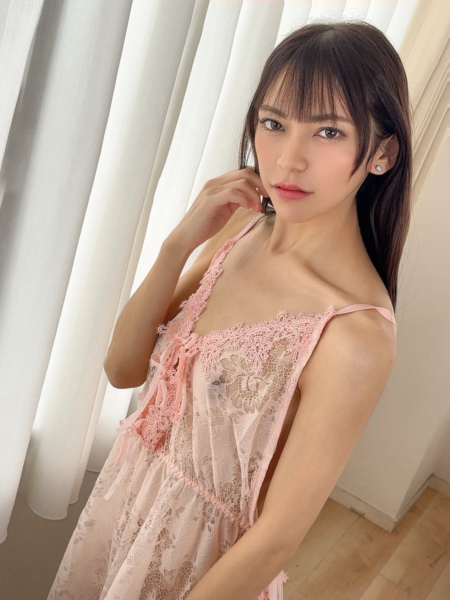 もしかして、透けてる？